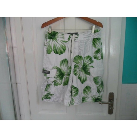 Abercrombie & Fitch Other - Abercrombie & Fitch Swim Trunks Men's L Green/White Floral